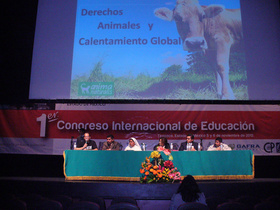 Conferencia de AnimaNaturalis en 1° Congreso Internacional de Educación