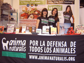 AnimaNaturalis participó un año más en BioCultura en Valencia