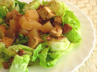 Ensalada de membrillo y tofu