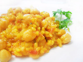 Arroz con garbanzos y hierbabuena 