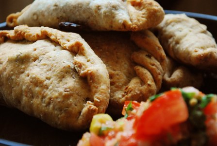 Empanadas de arroz integral y aceitunas negras