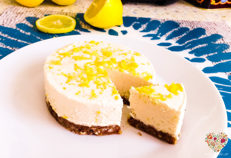 Cheesecake de limón crudivegano