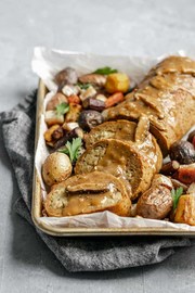 Asado de seitán relleno de rissotto de vino blanco y castañas