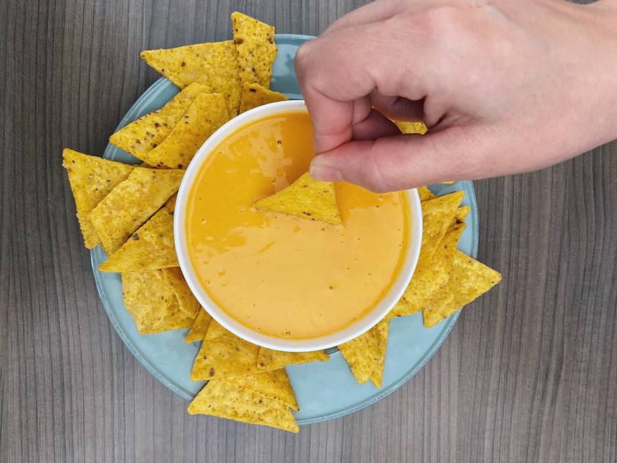 Nachos con cheddar ¡vegano!